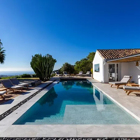 Villa La Finquita - Neuve Super Equipee, Super Confort, Piscine, Jardin, Wi-fi *